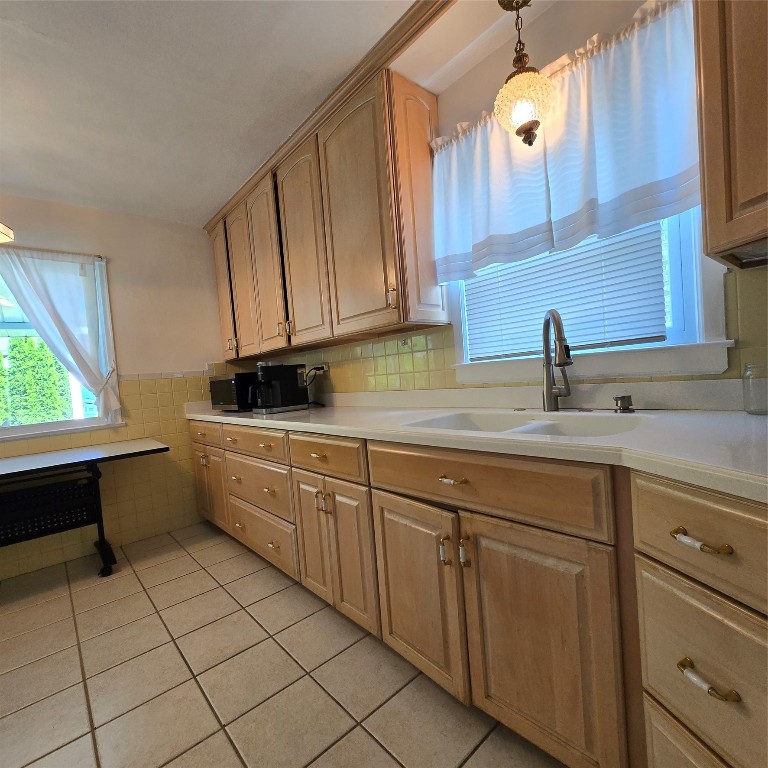 318 Rogers Avenue, Endicott, New York image 16