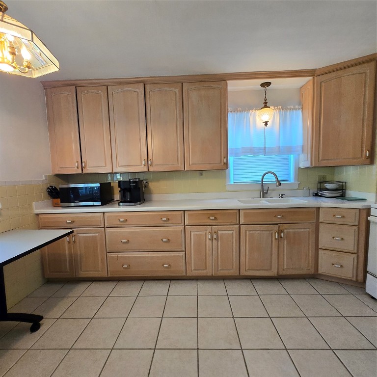 318 Rogers Avenue, Endicott, New York image 18