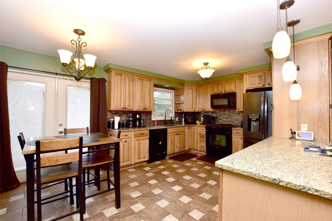 505 Palomino Manor, Elmira, New York image 5