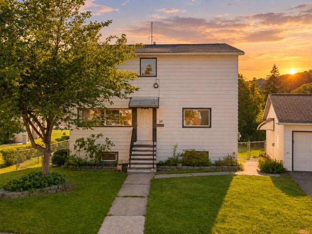 33 Poplar Street