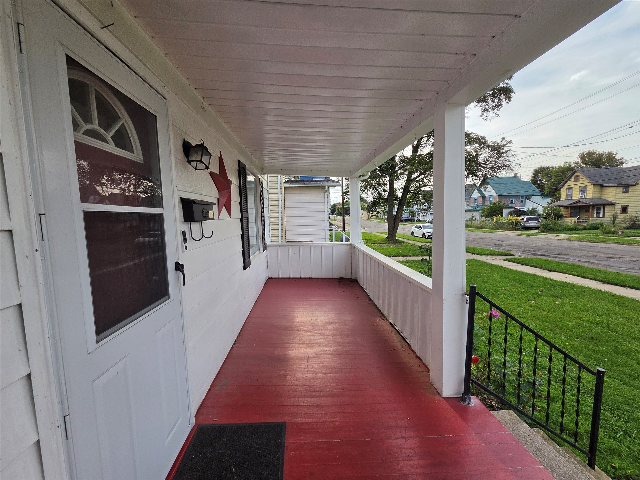 112 Grand Avenue - Photo 3
