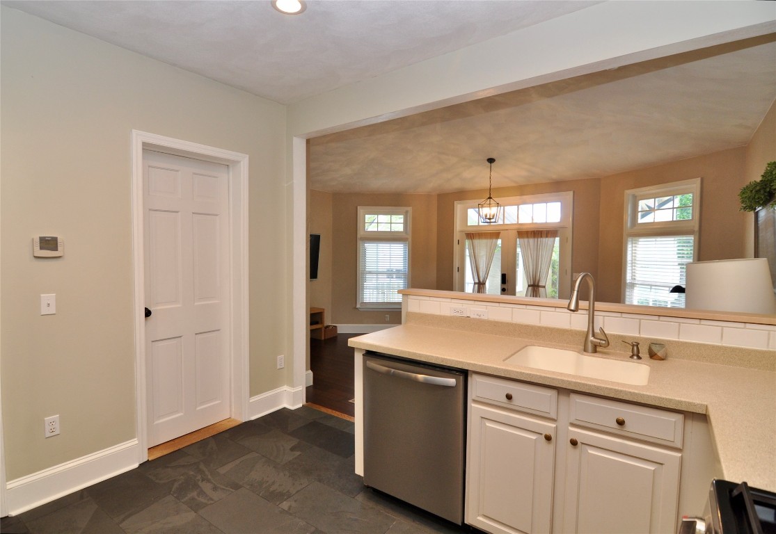 48 Davis Street, Binghamton, New York image 13
