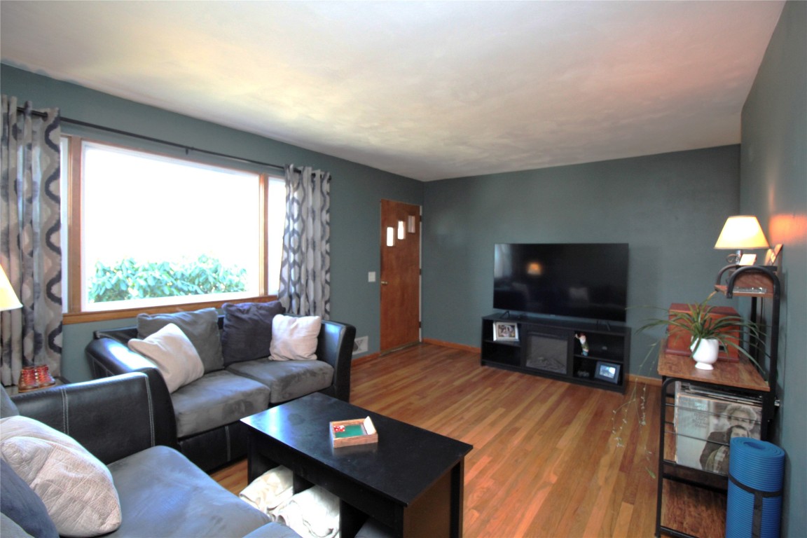 16 Clarence Street, Binghamton, New York image 3