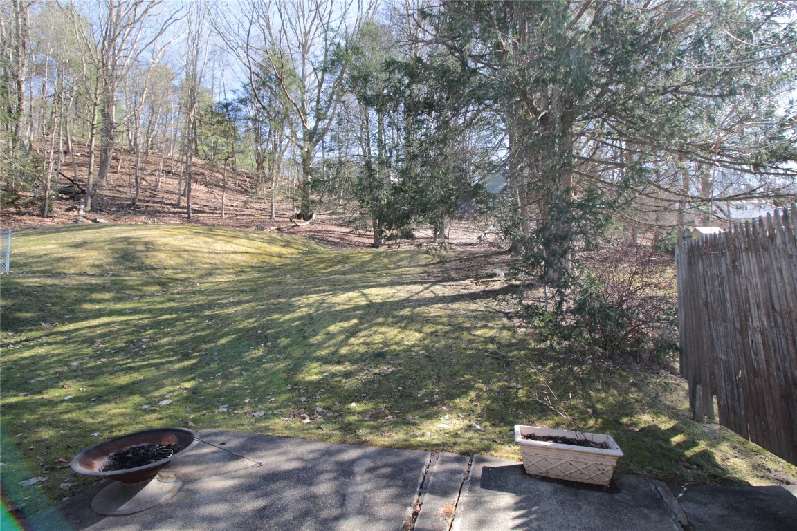 16 Clarence Street, Binghamton, New York image 35