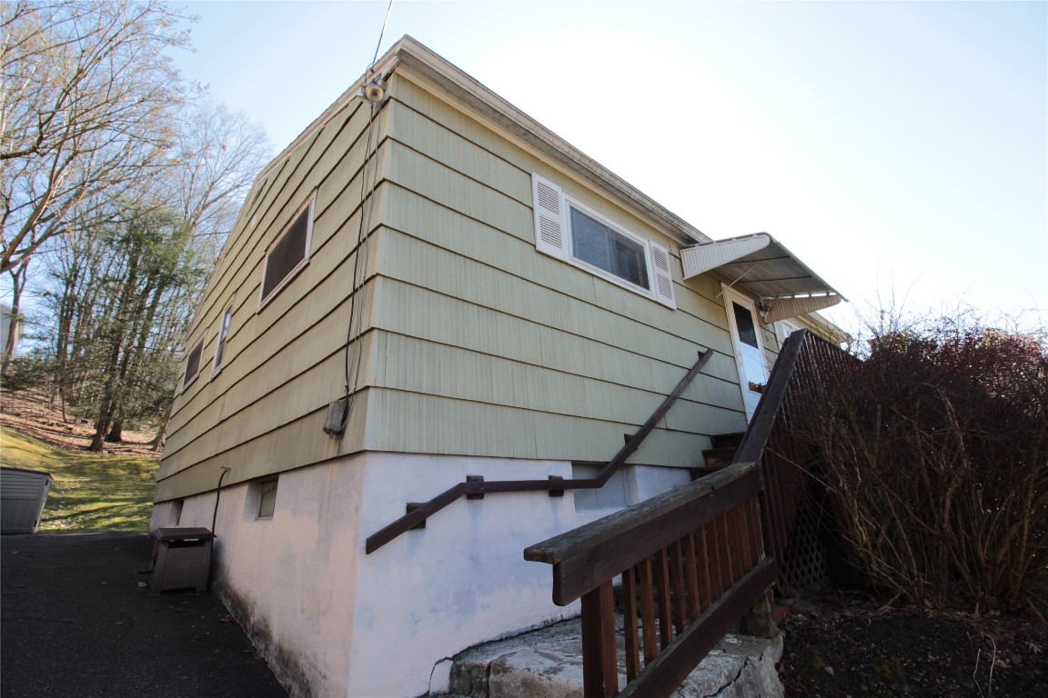 16 Clarence Street, Binghamton, New York image 45