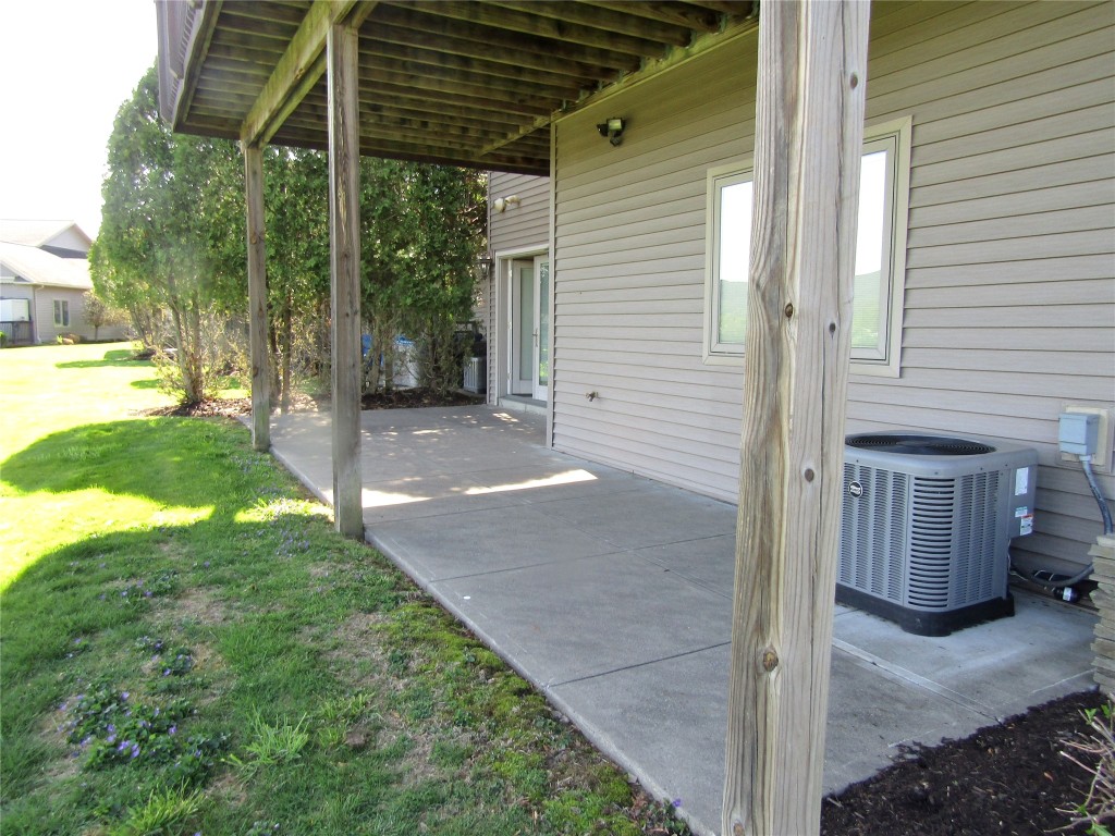 25 Eagle Drive, Endicott, New York image 28