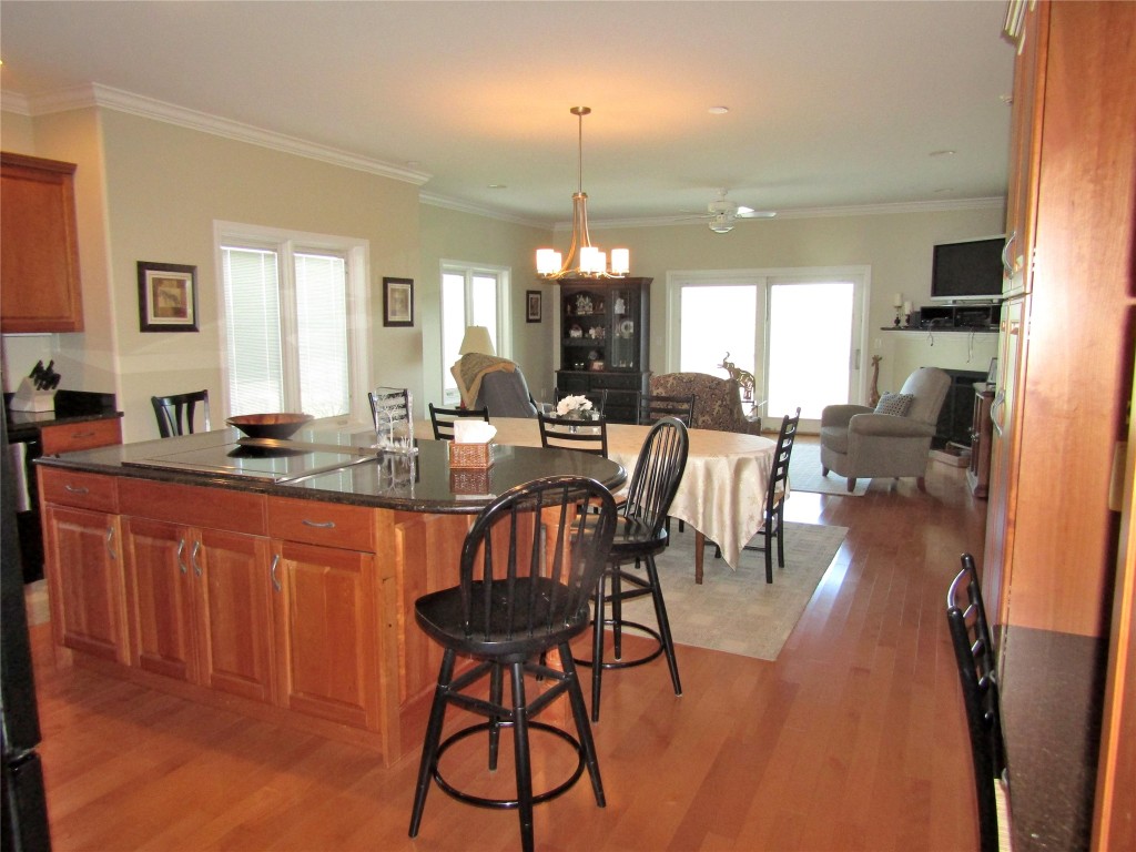 25 Eagle Drive, Endicott, New York image 3
