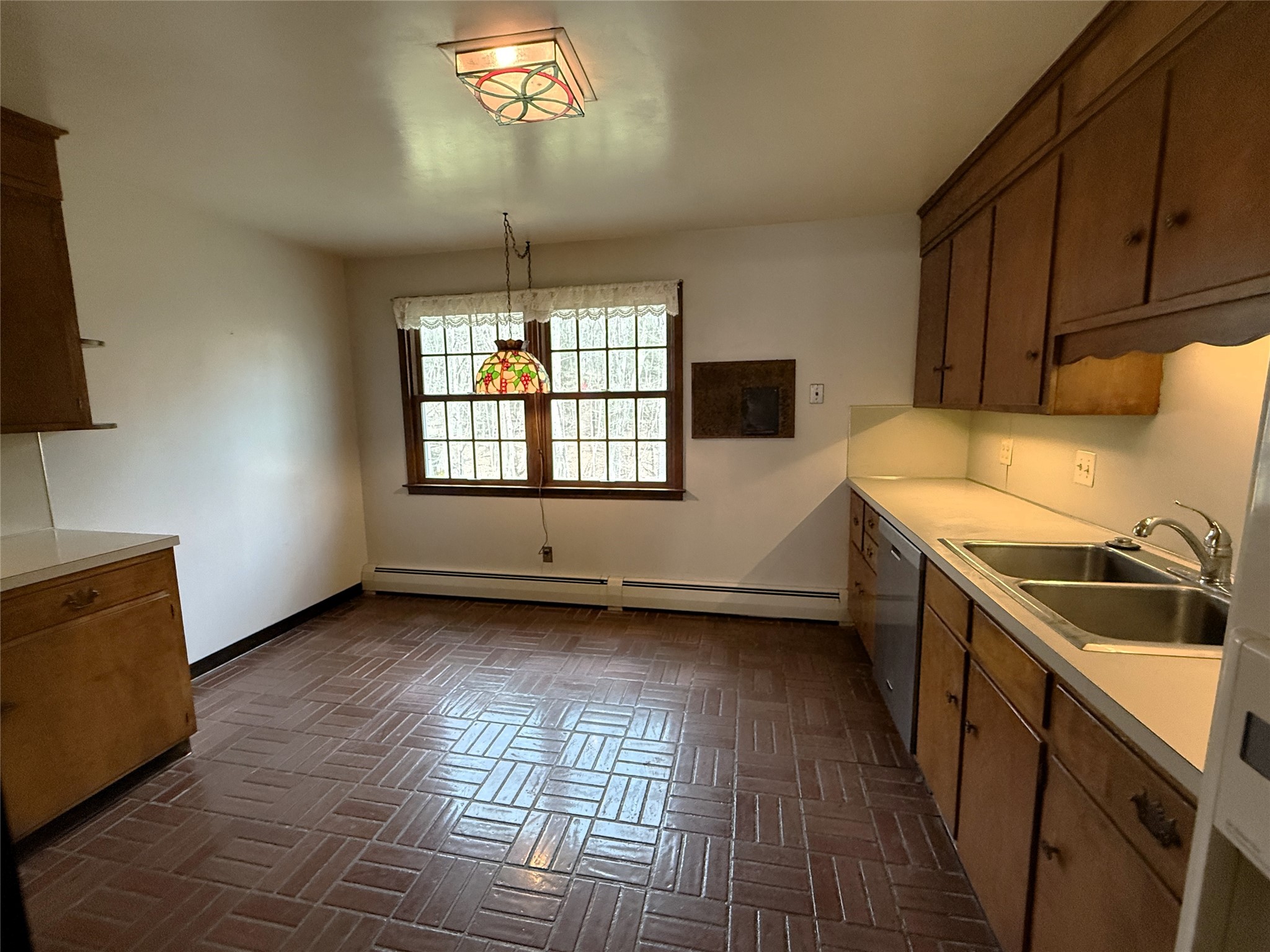 284 Ridgefield Road