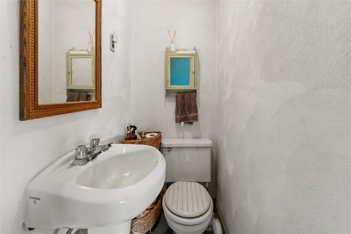 194 Porter Road, Port Crane, New York image 25