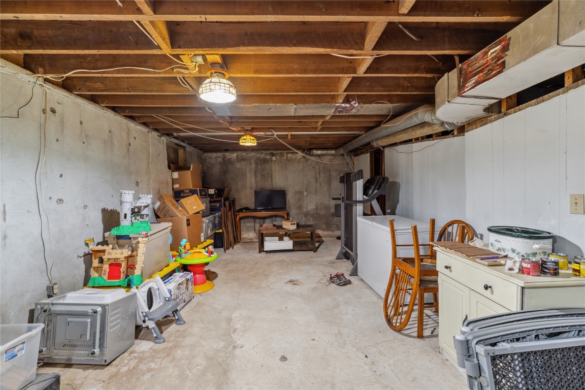 194 Porter Road, Port Crane, New York image 26