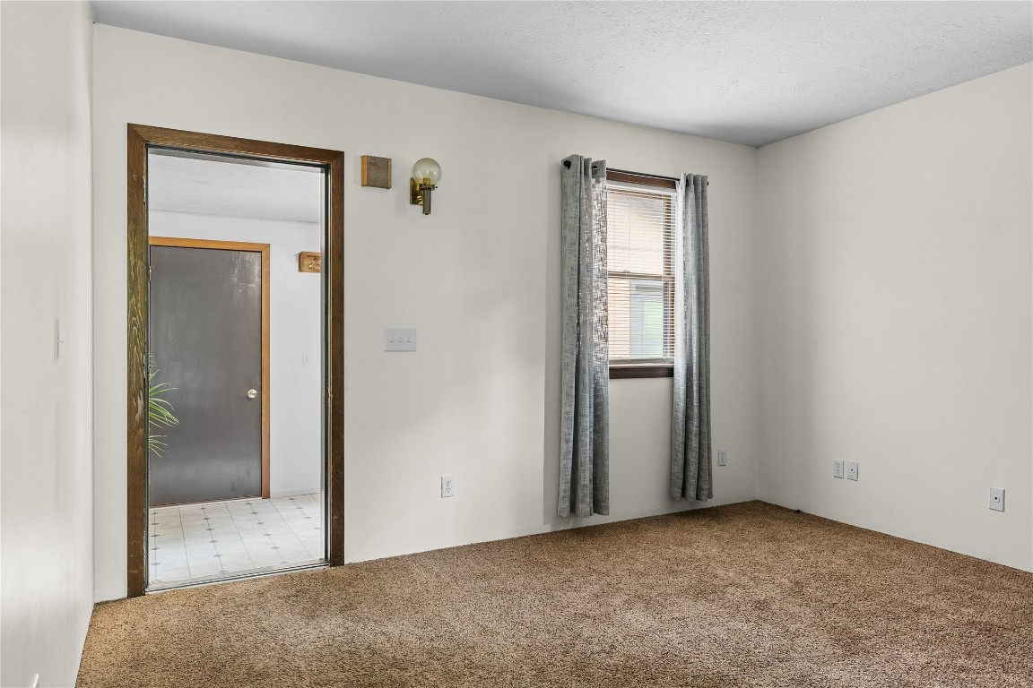 72 Port Road, Binghamton, New York image 16