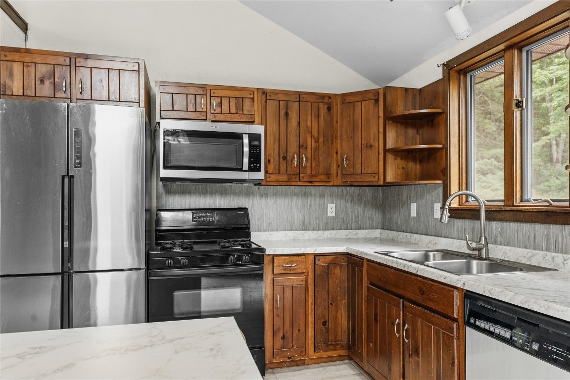 72 Port Road, Binghamton, New York image 11