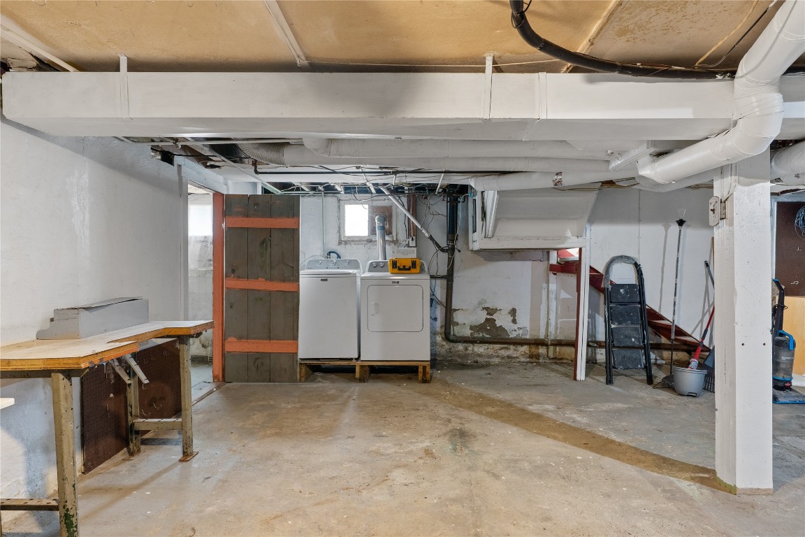 1024 Vestal Road, Vestal, New York image 35