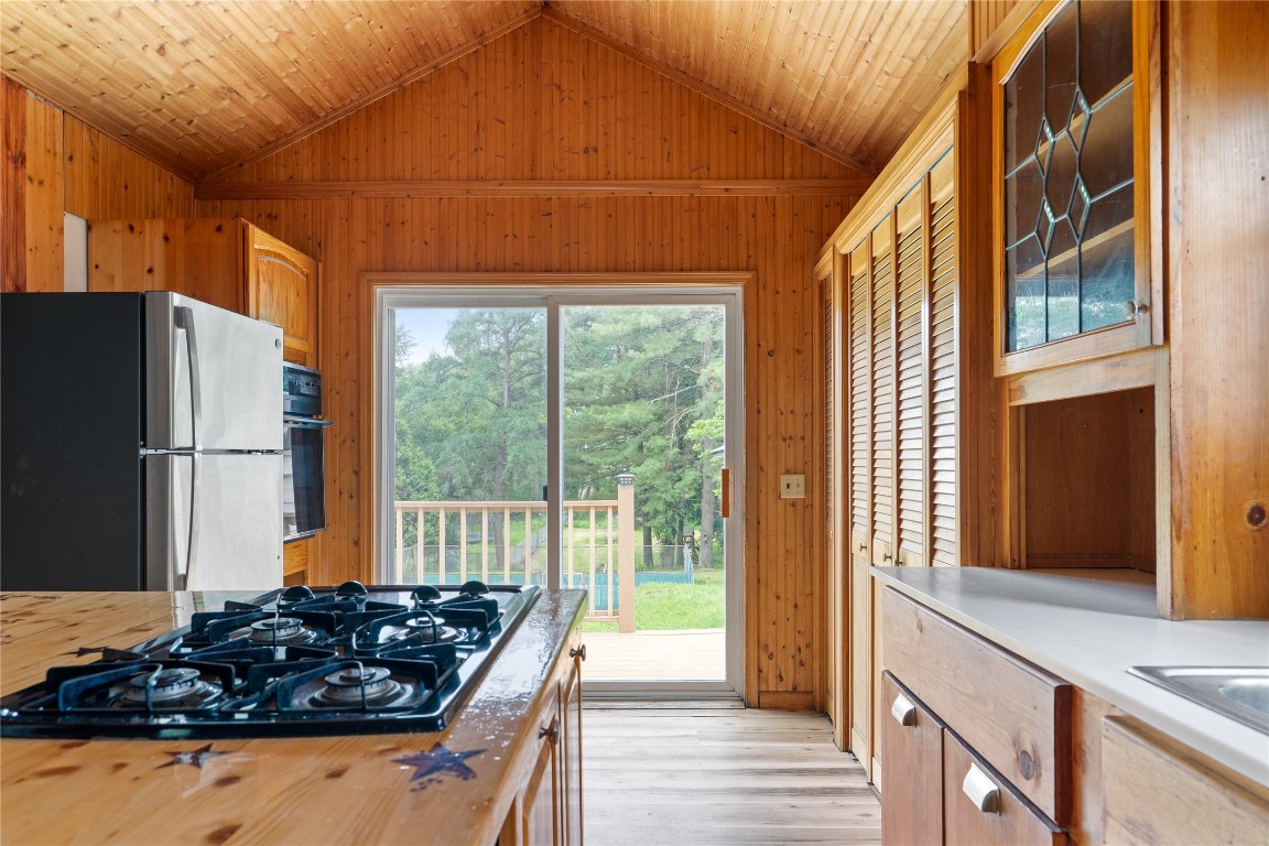 1024 Vestal Road, Vestal, New York image 10