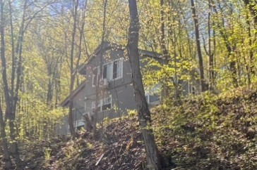 854 Powderhouse Road, Vestal, New York image 2