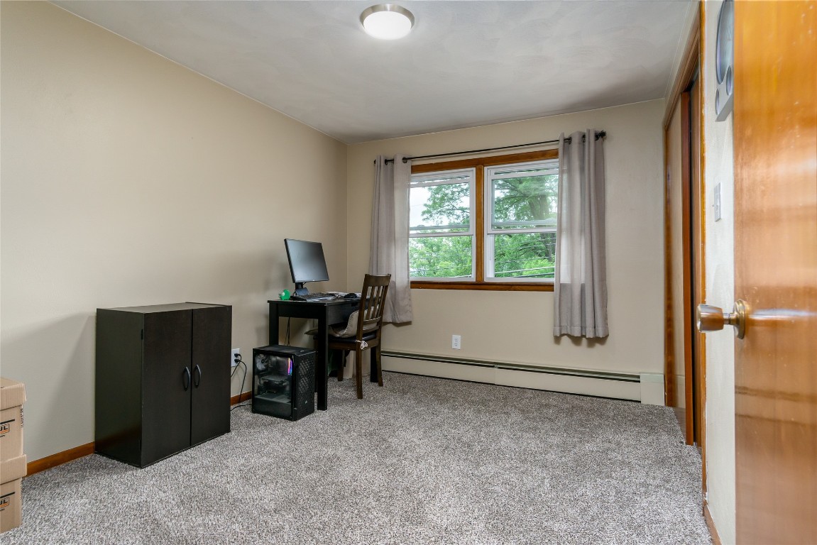 215 Jamaica Boulevard, Endicott, New York image 17