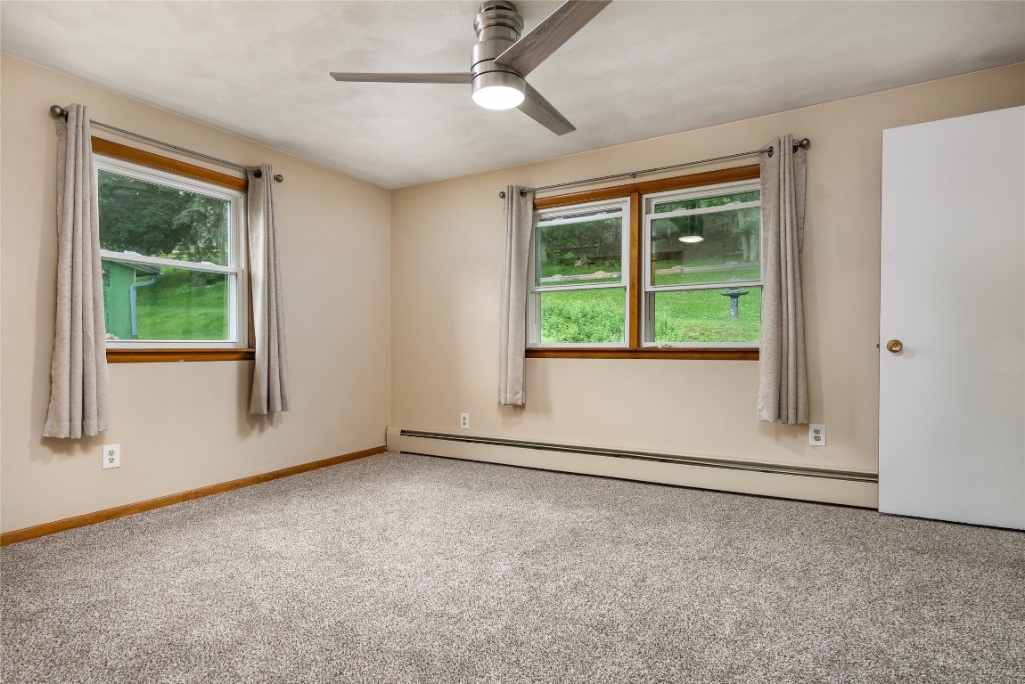 215 Jamaica Boulevard, Endicott, New York image 15