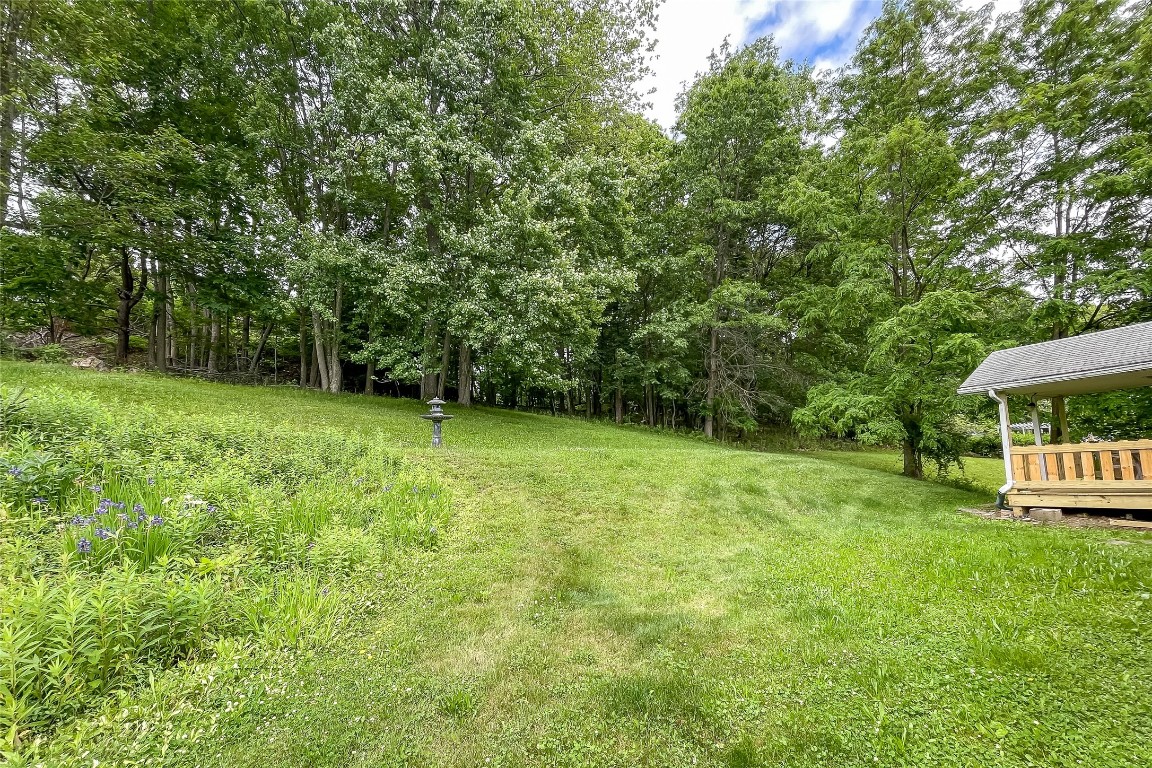 215 Jamaica Boulevard, Endicott, New York image 31