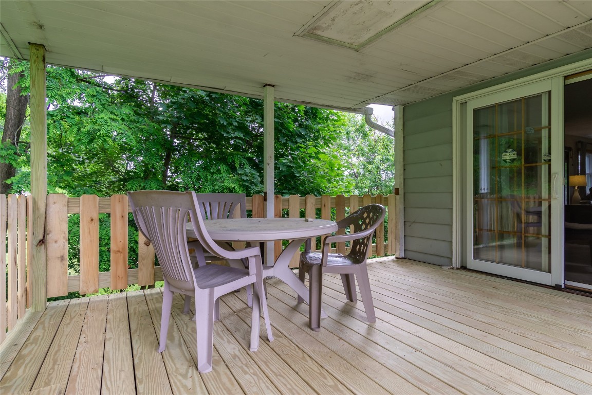 215 Jamaica Boulevard, Endicott, New York image 28