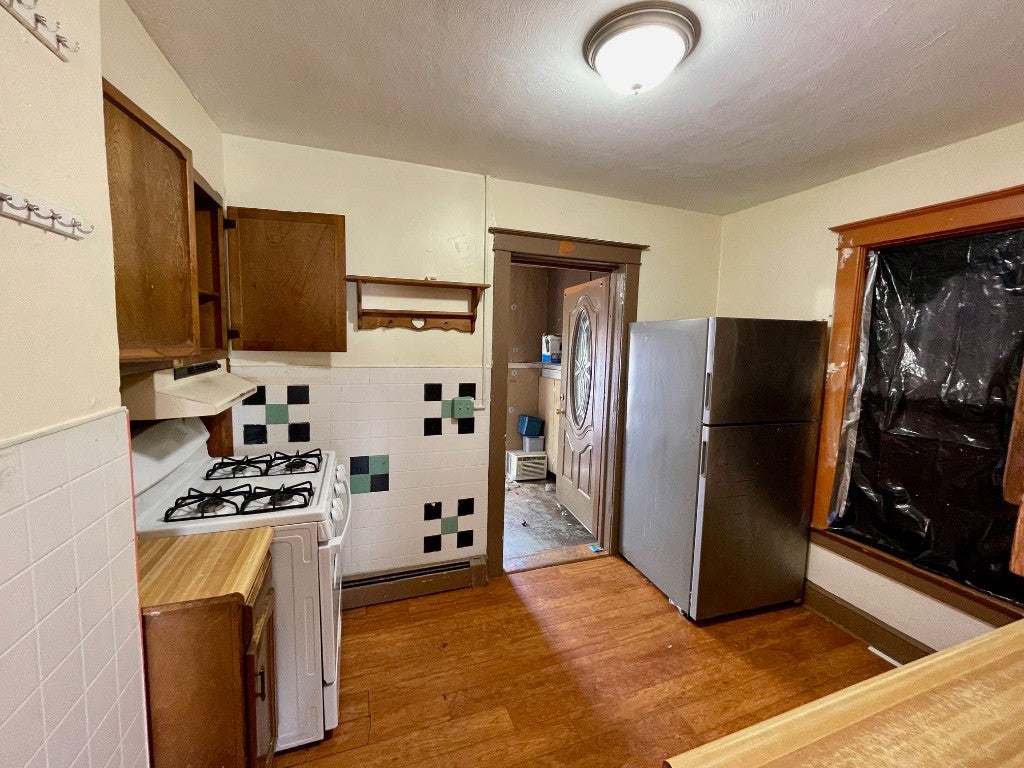 63 Ely Street - Photo 3