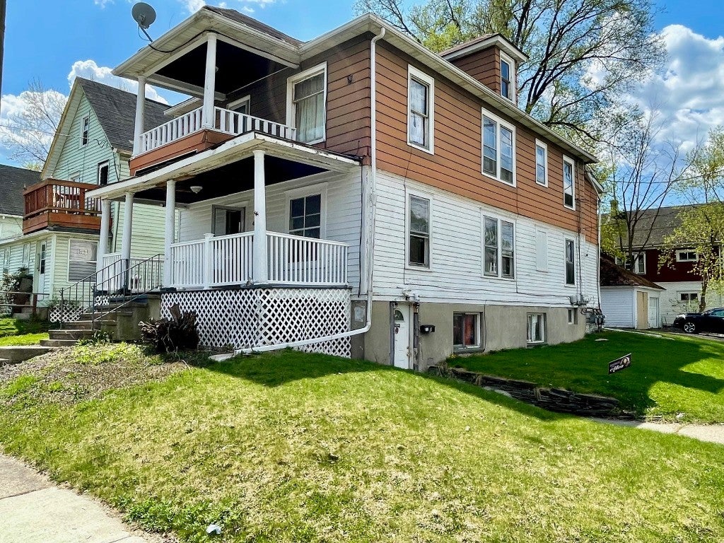 63 Ely Street - Photo 2