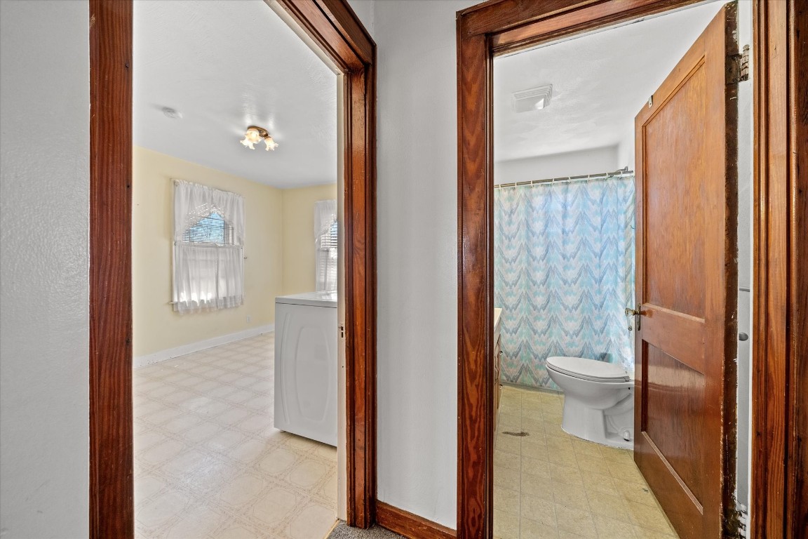309 Maple Street, Vestal, New York image 16