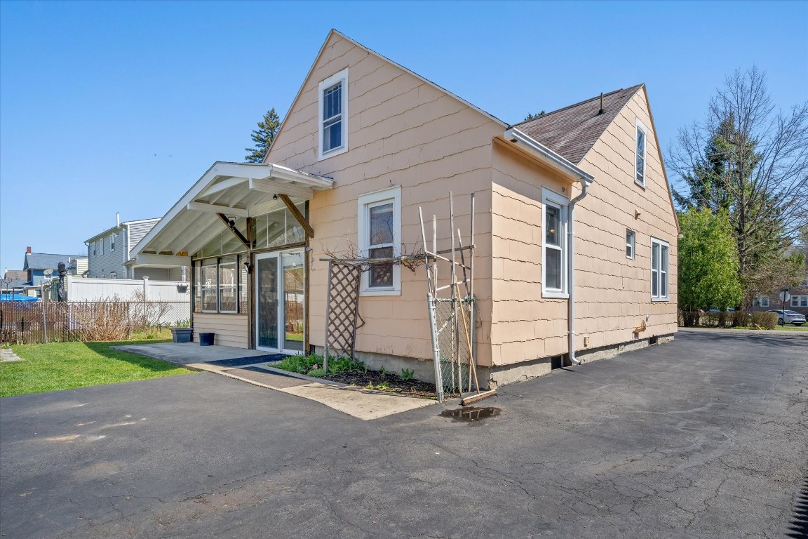 309 Maple Street, Vestal, New York image 39