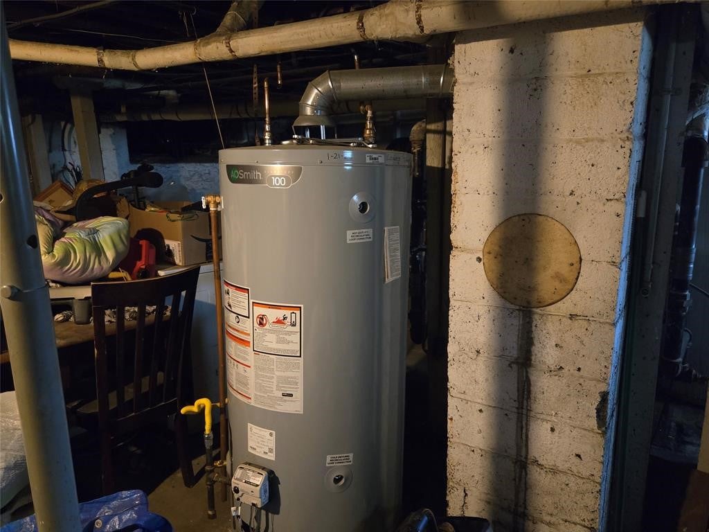 206 Clinton Street - Photo 4