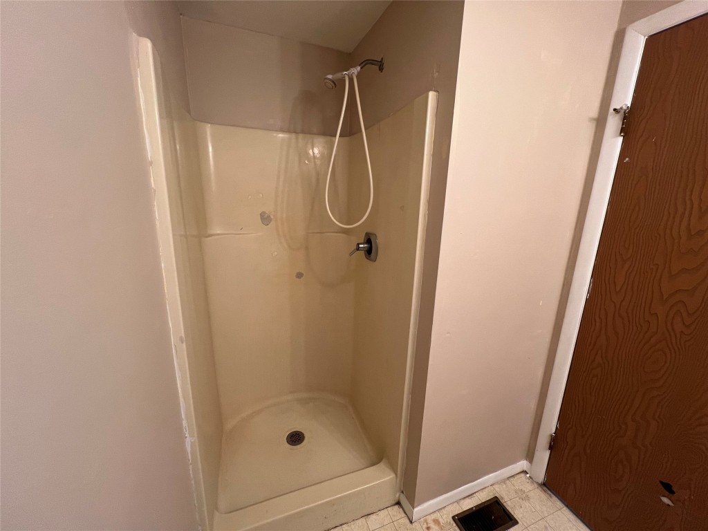 147 Beartown Road, Port Crane, New York image 24