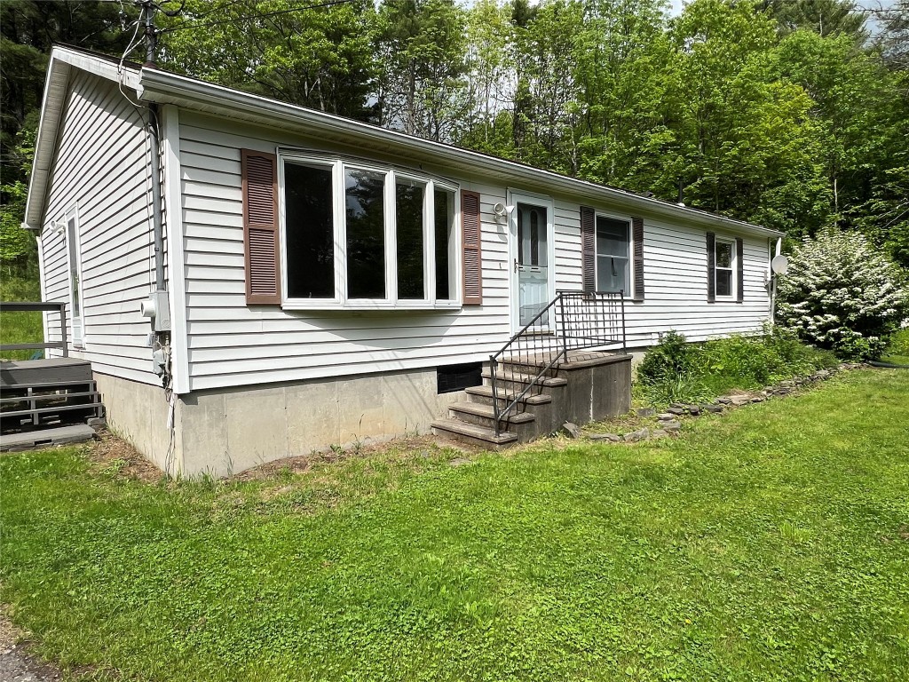 147 Beartown Road, Port Crane, New York image 1