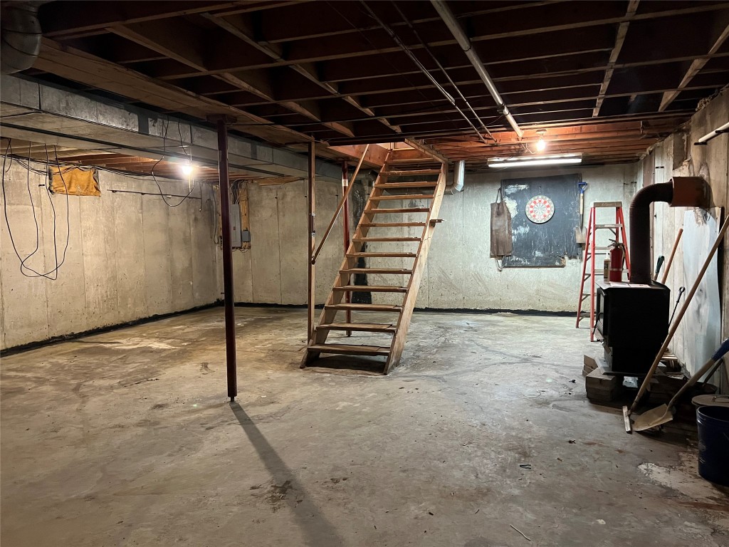 147 Beartown Road, Port Crane, New York image 32