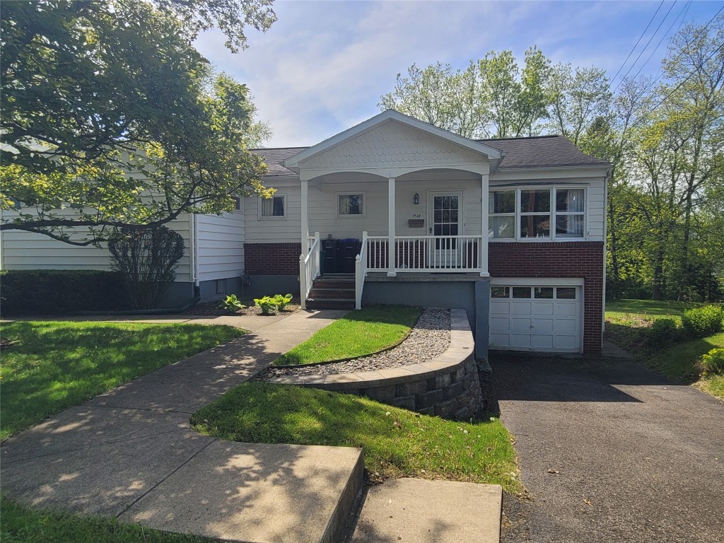1428 Arch Drive, Vestal, New York image 1