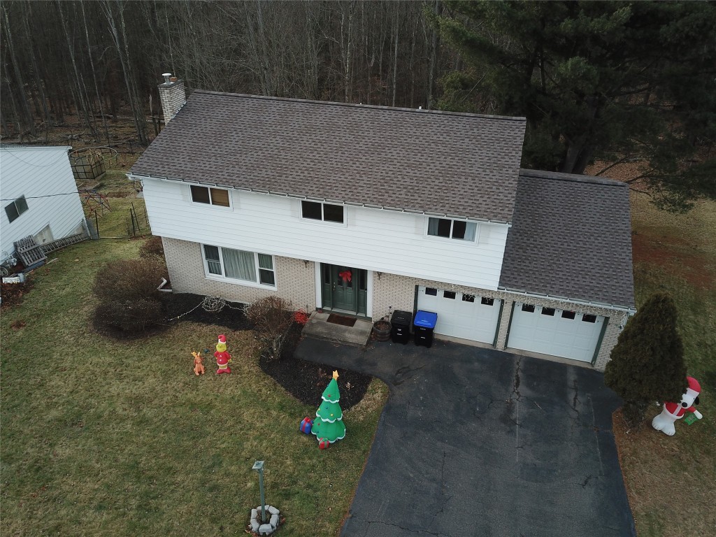 1204 Wildwood Lane, Vestal, New York image 1