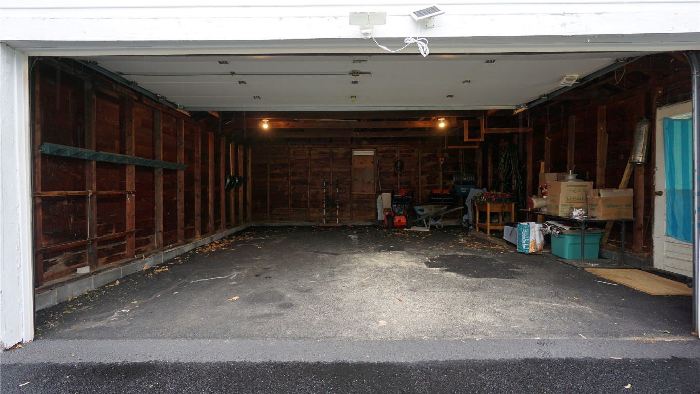 105 Ackley Ave, Johnson City, New York image 39