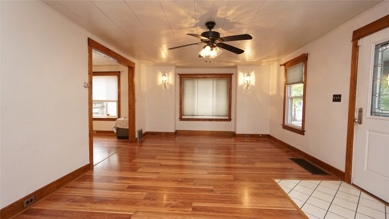 105 Ackley Ave, Johnson City, New York image 16
