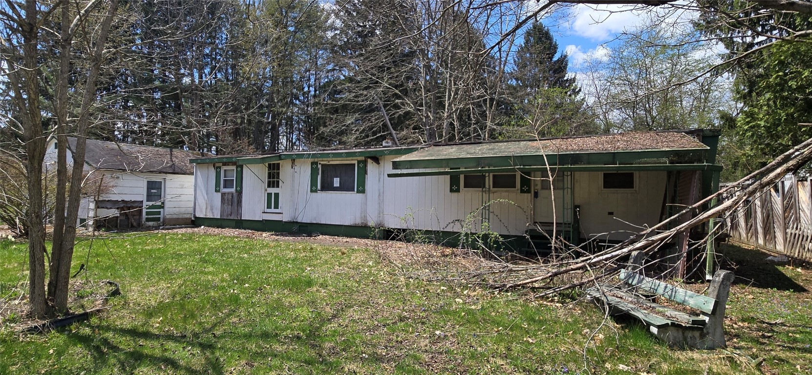 21 Deborah Drive, Binghamton, New York image 1