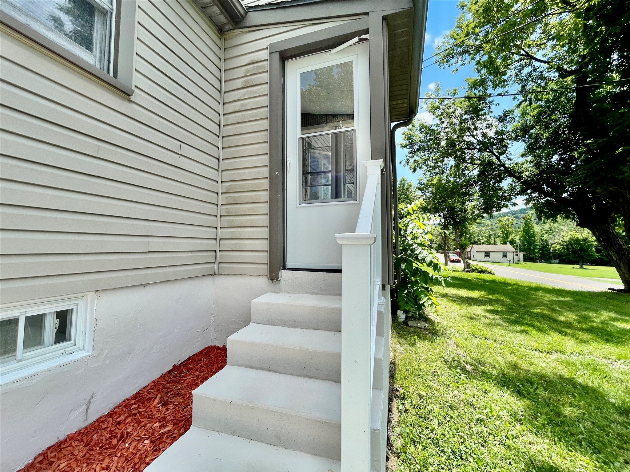 1143 Tracy Creek Rd - Photo 3