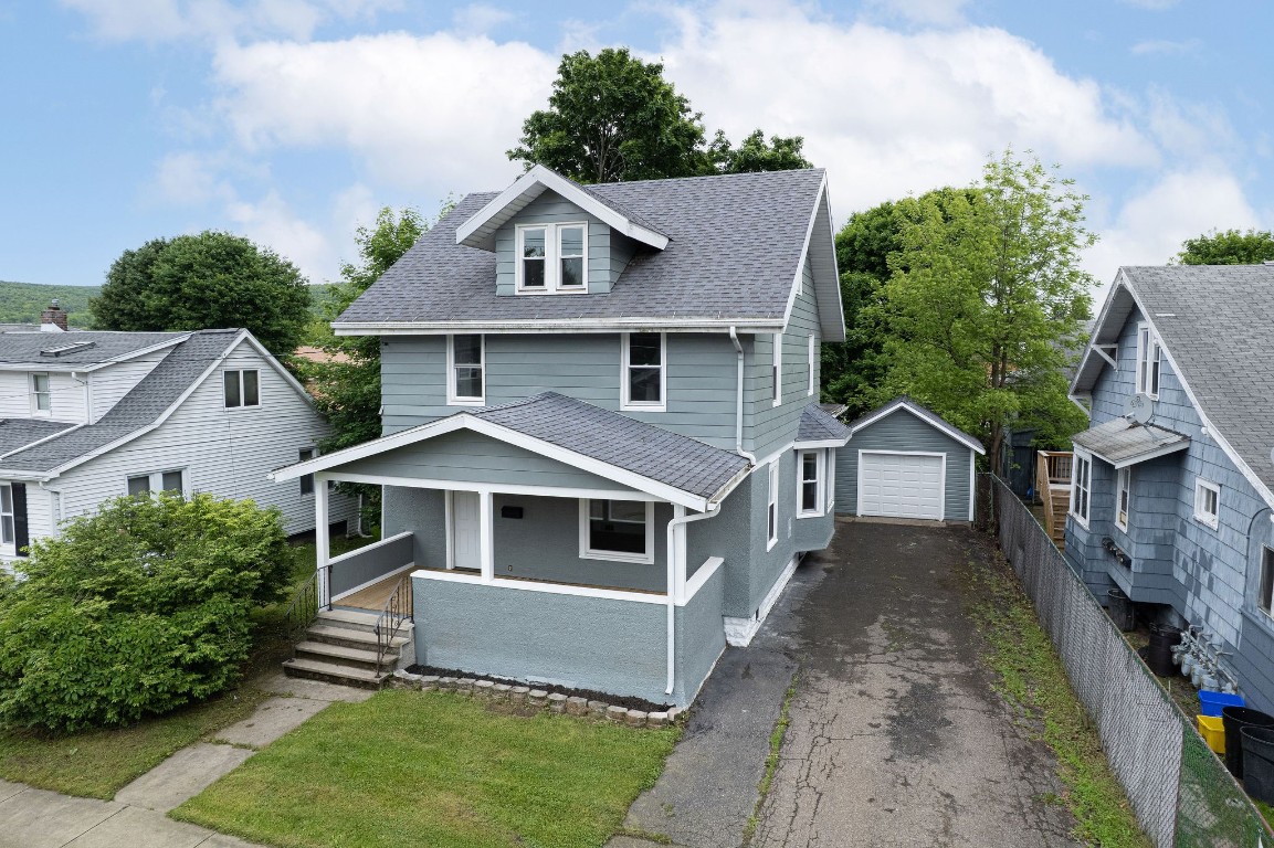 407 Marion Street, Endicott, New York image 1