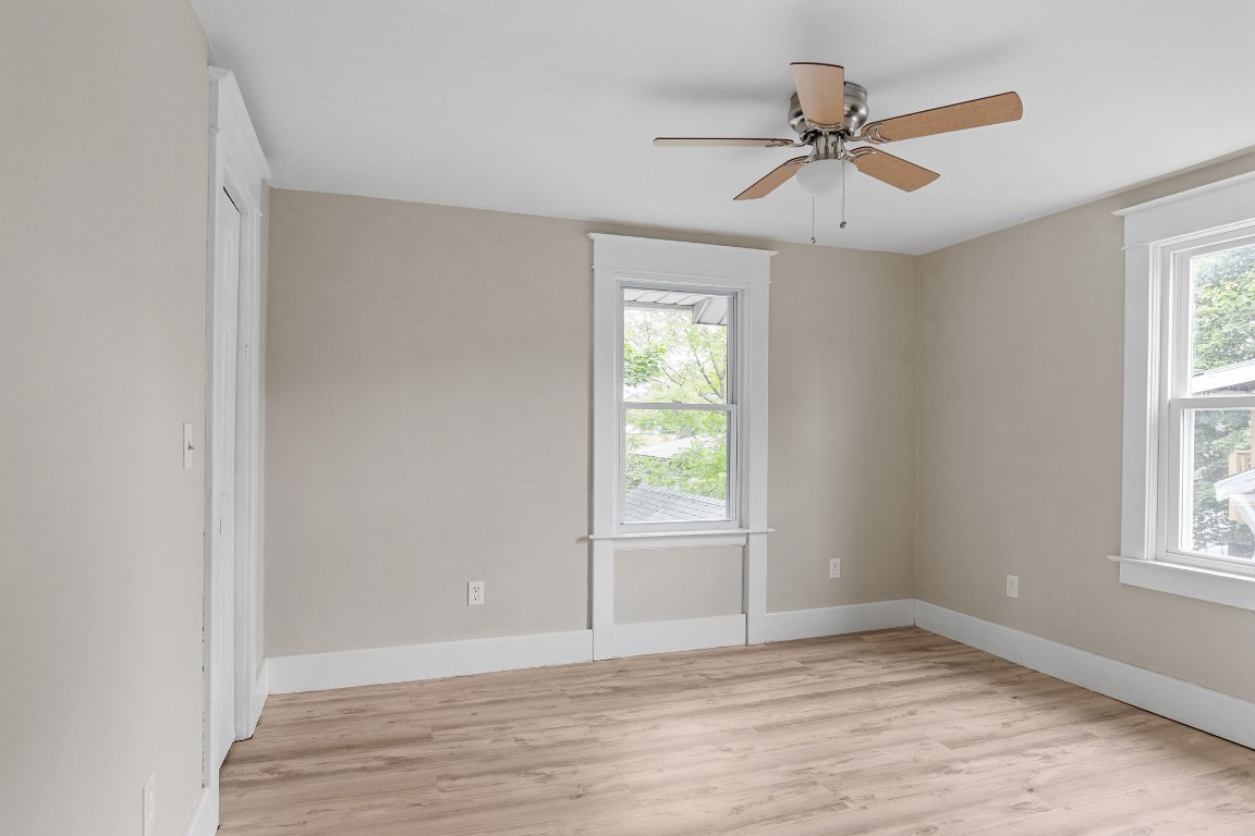 407 Marion Street, Endicott, New York image 19