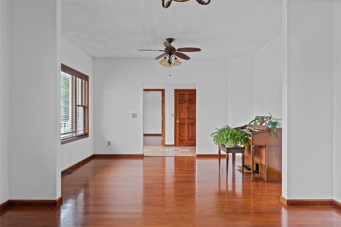 420 Hardy Road, Johnson City, New York image 22