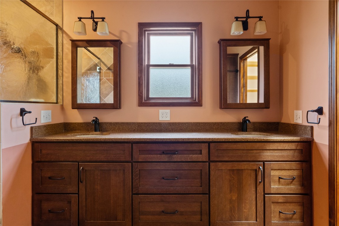 420 Hardy Road, Johnson City, New York image 30