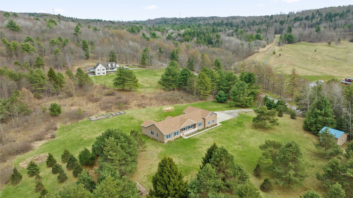 420 Hardy Road, Johnson City, New York image 2