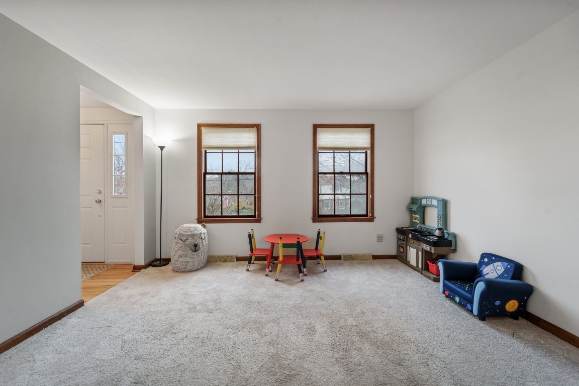 628 Leon Drive, Endicott, New York image 15