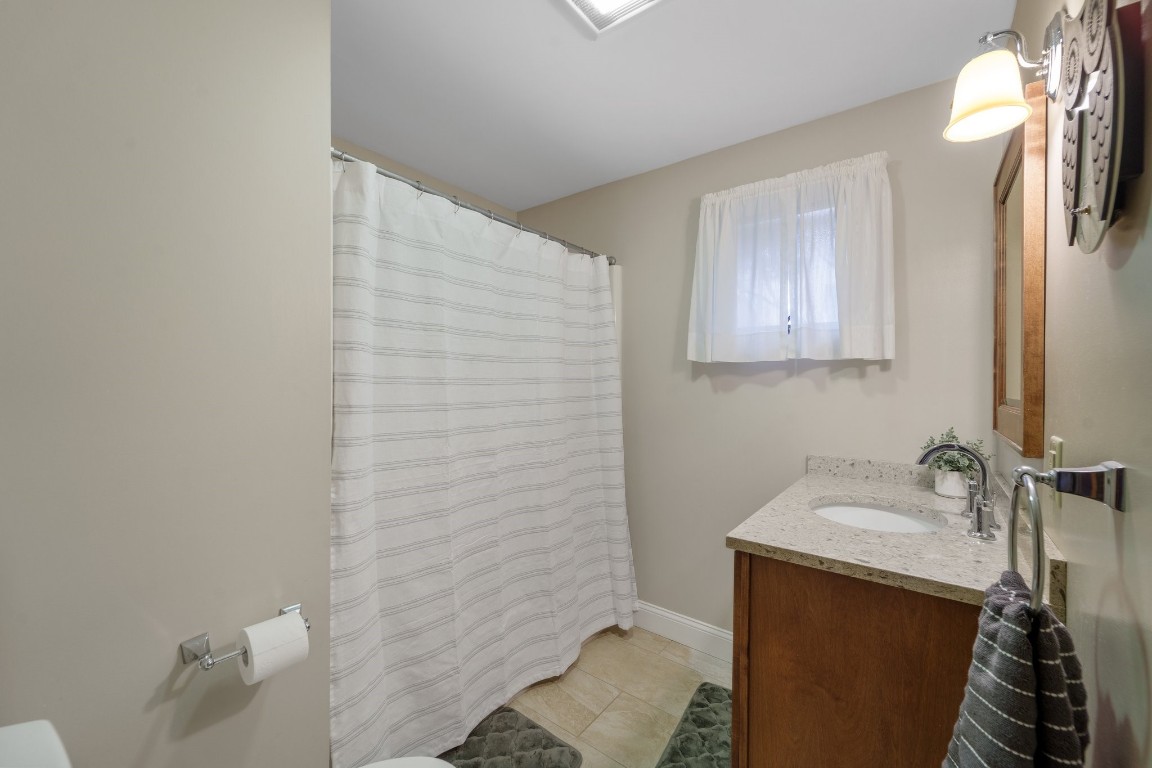 628 Leon Drive, Endicott, New York image 29