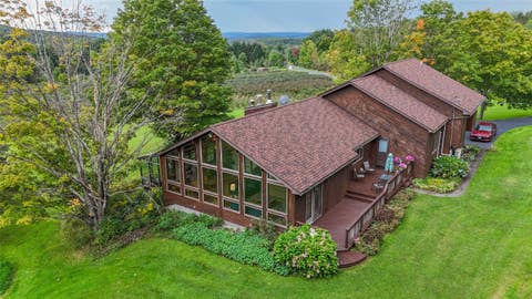 Photo for 419 Swan Hill Road