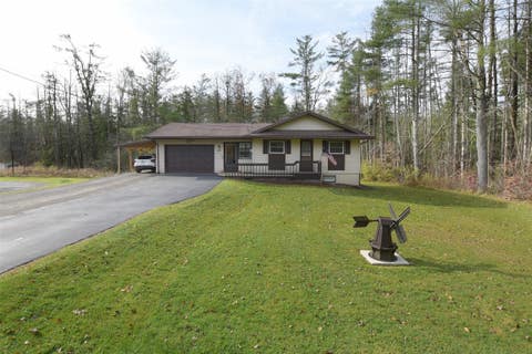 Photo for 410 Cloverdale Road