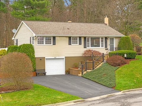 Homes For Sale - 306 Doyleson Avenue<br/> Endicott, NY 13760