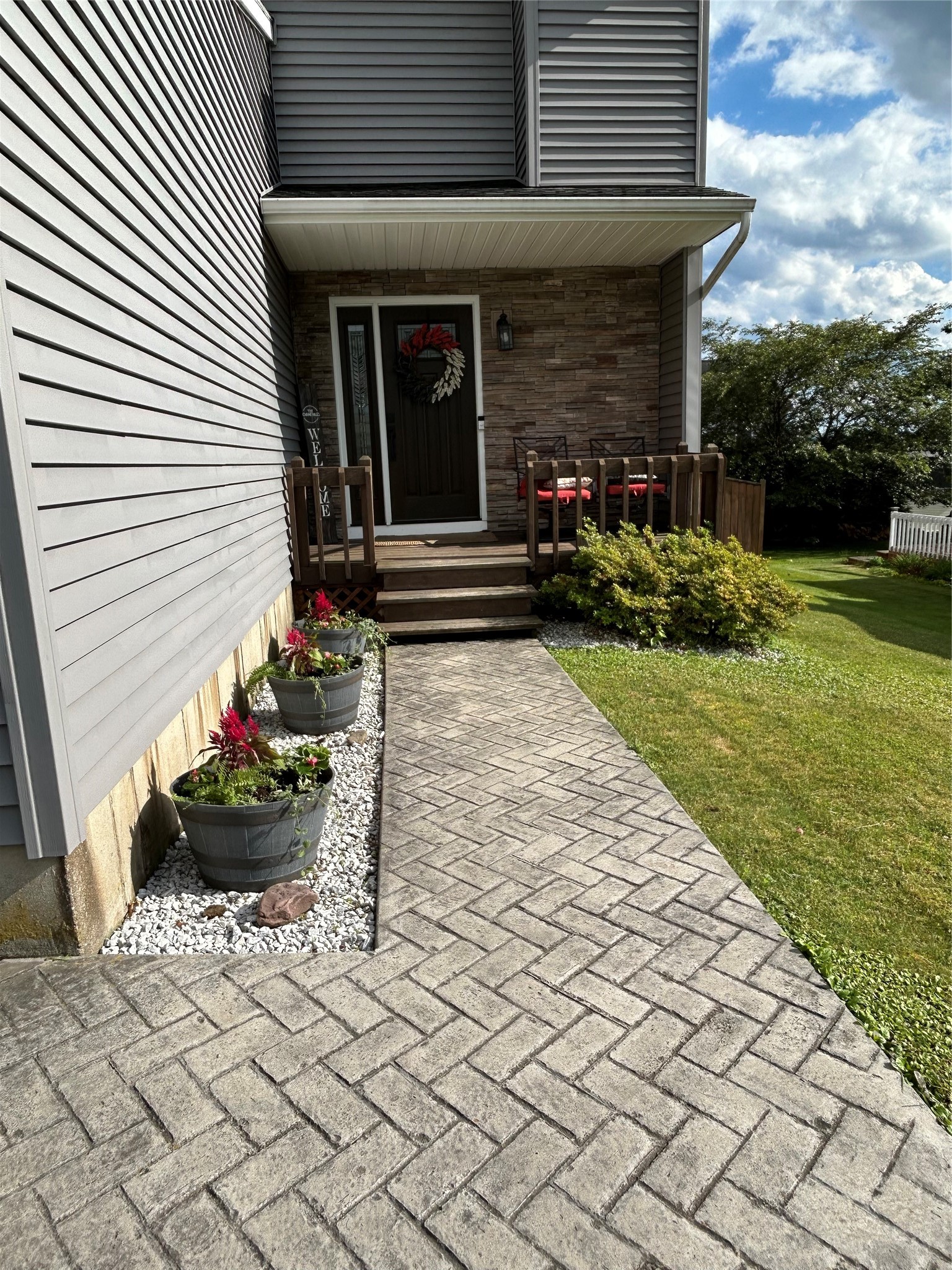 1121 Talan Drive - Photo 2