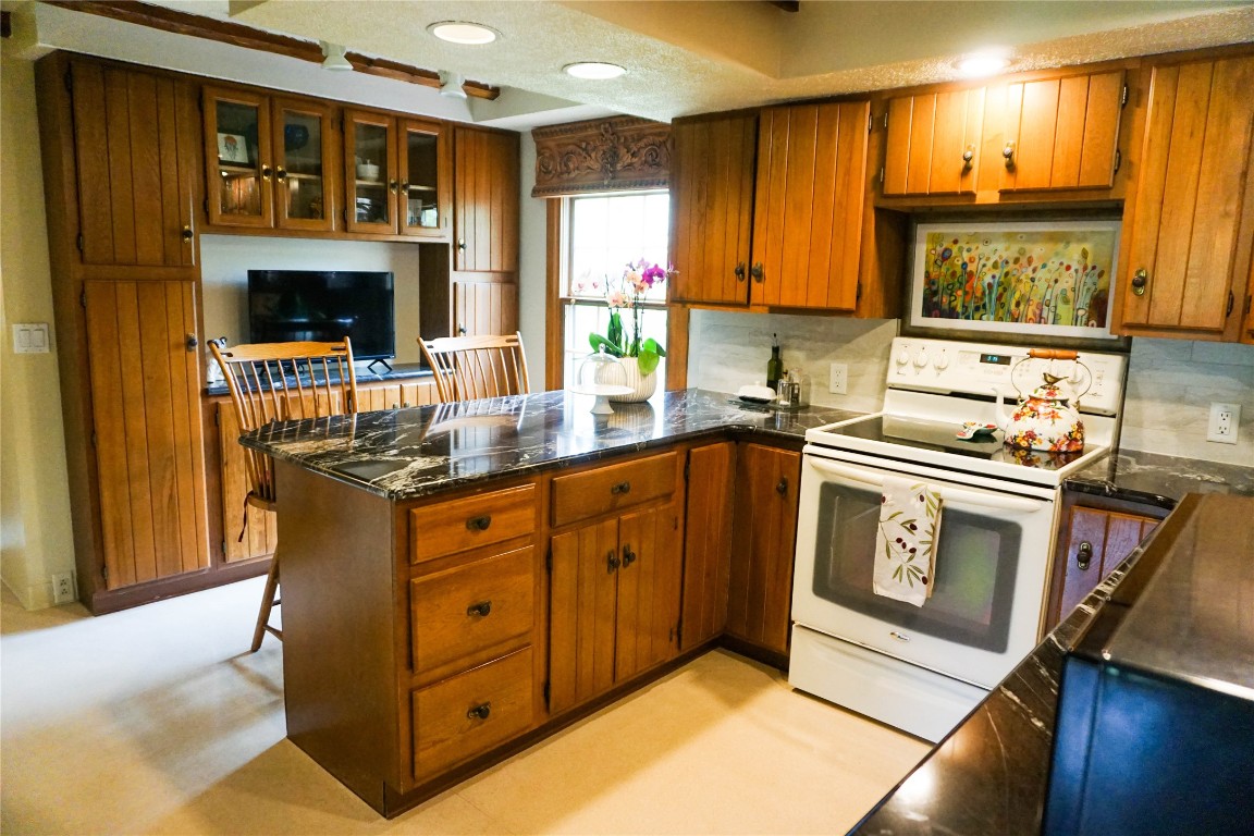 2153 Farm To Market Road, Johnson City, New York image 17