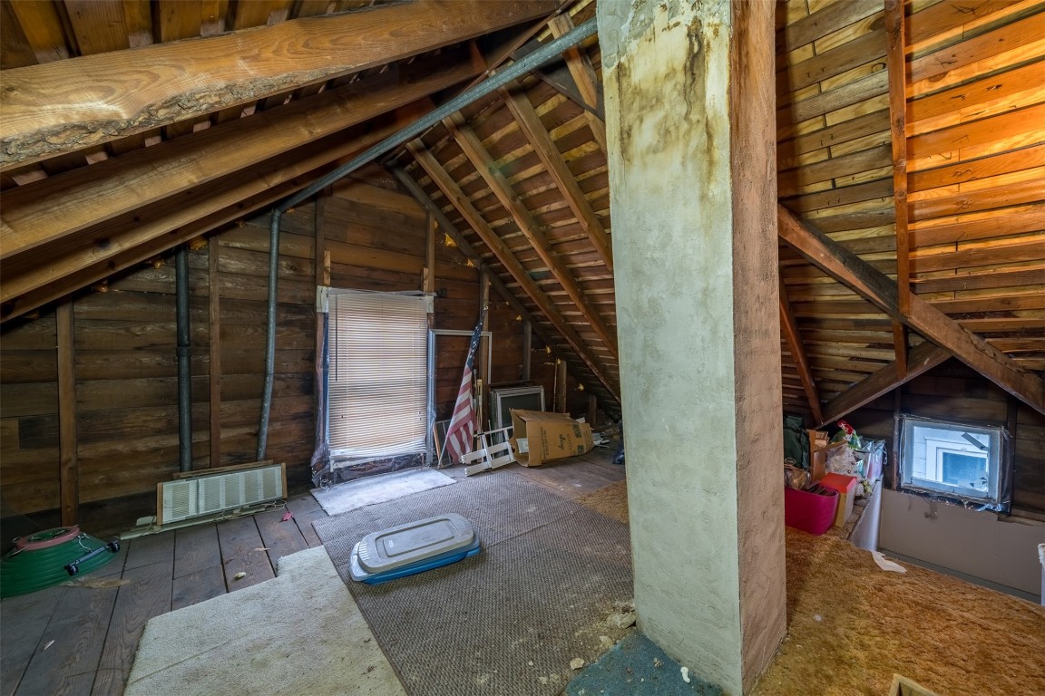 102 Cleveland Avenue, Endicott, New York image 29